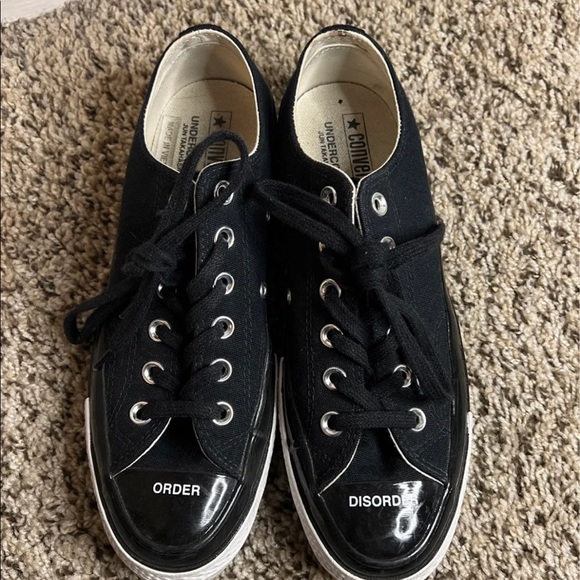 Low Top Converse - Picture 2 of 5